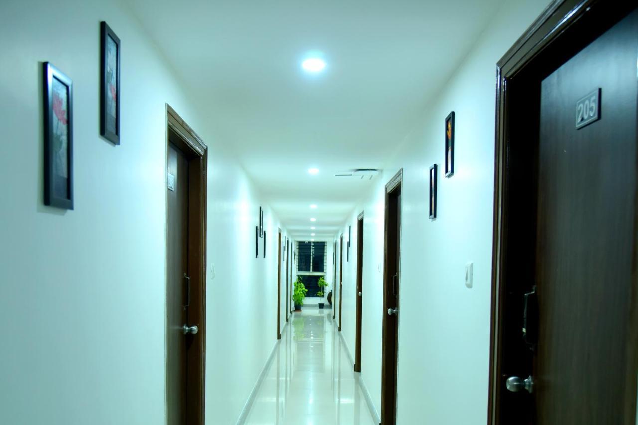 Hotel Housefinch Residency Dod Jala Εξωτερικό φωτογραφία