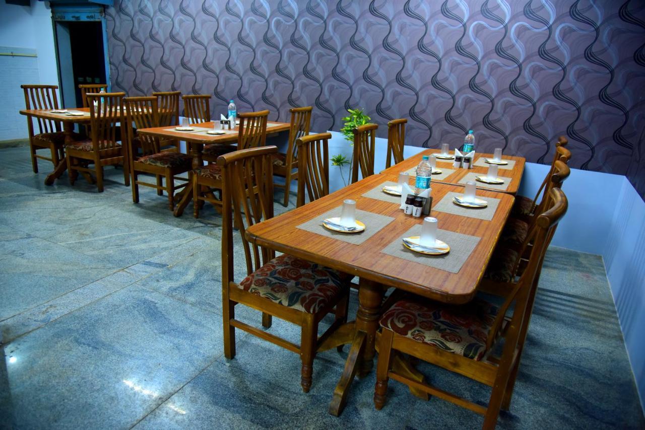 Hotel Housefinch Residency Dod Jala Εξωτερικό φωτογραφία